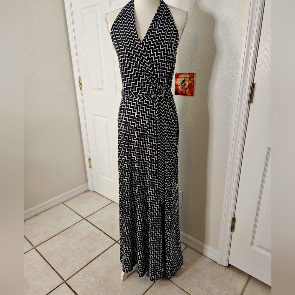 White House Black Market Backless Maxi Dress. Size 8